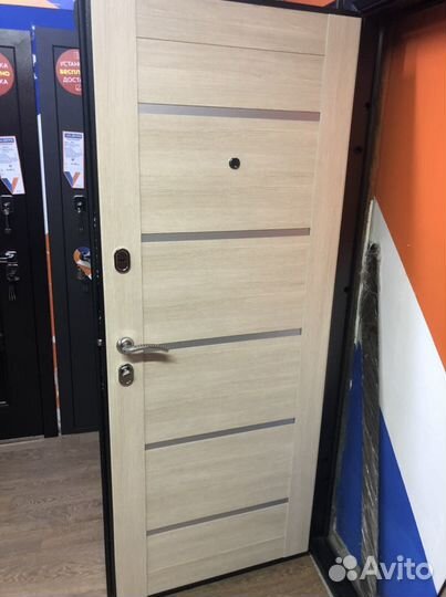 Дверь входная промет