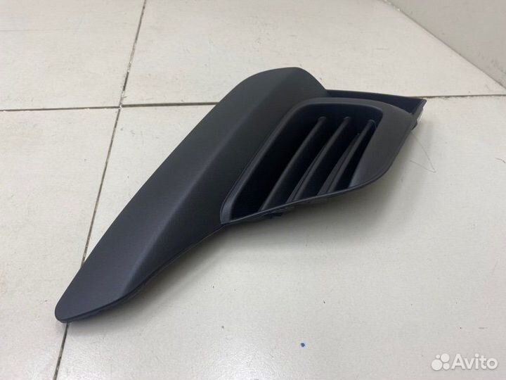 Решетка в бампер левая Renault Logan 2 После 2018