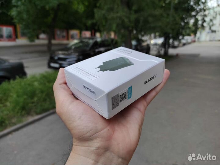 Зарядное устройство romoss Quick Charger 65W Black