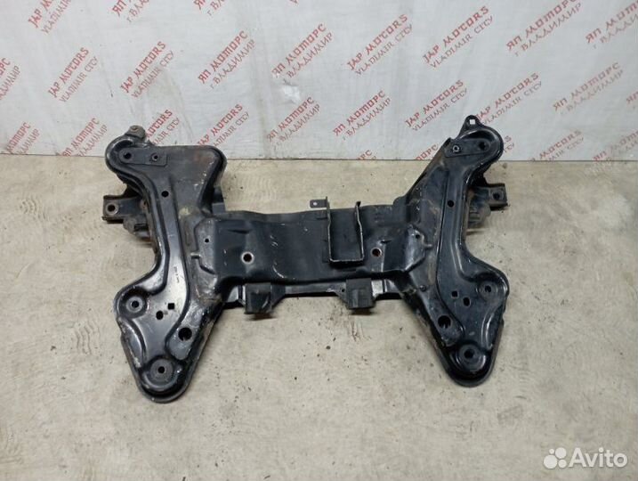 Подрамник двигателя передний Citroen C3 5F01 EP6