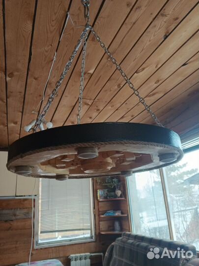 Эксклюзивная люстра из дерева