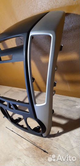 Рамка магнитолы KIA ceed 2011