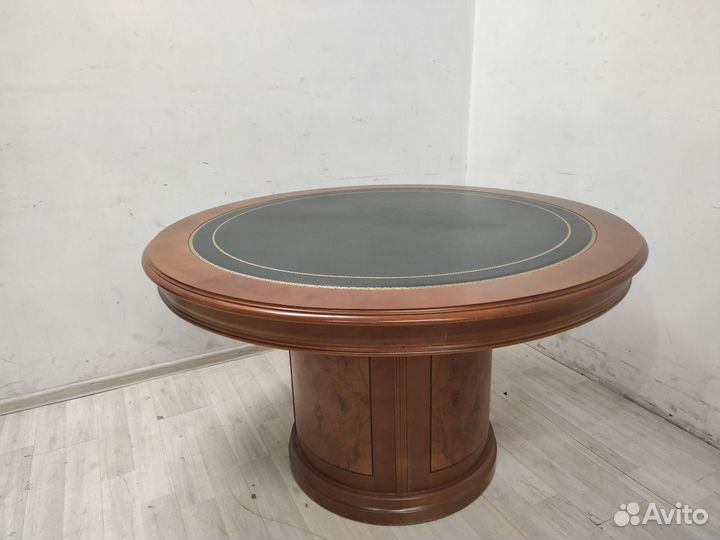 Стол переговоров круглый ART moble б/у 02317