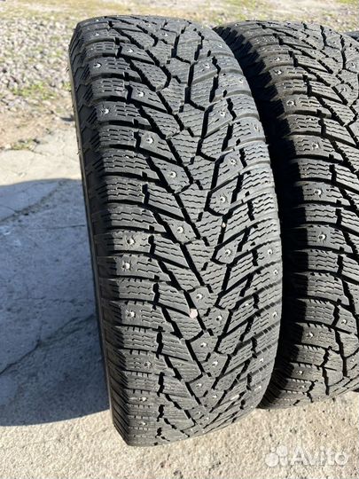 GT Radial Champiro IcePro 3 SUV 215/65 R17 99T