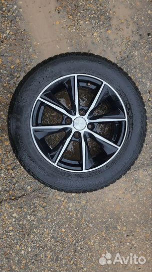 Nokian hakkapeliitta 8. 185 65 r15