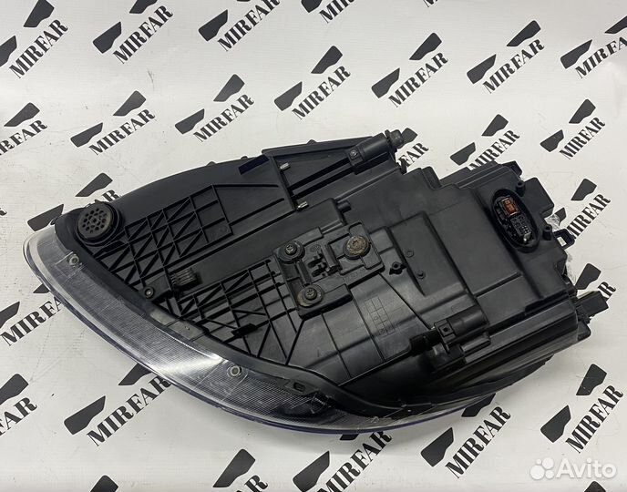 Фара правая Porsche Cayenne 958 2010-2014 Дорестай