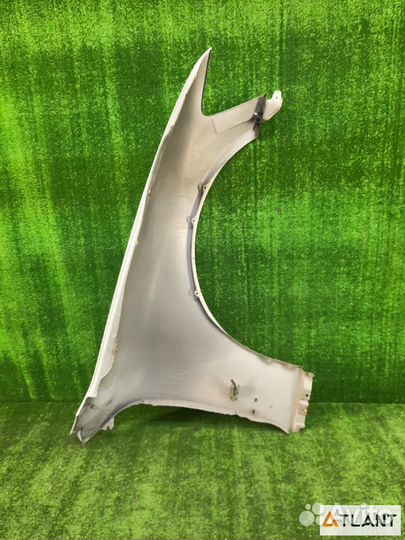 Крыло переднее левое nissan stagea