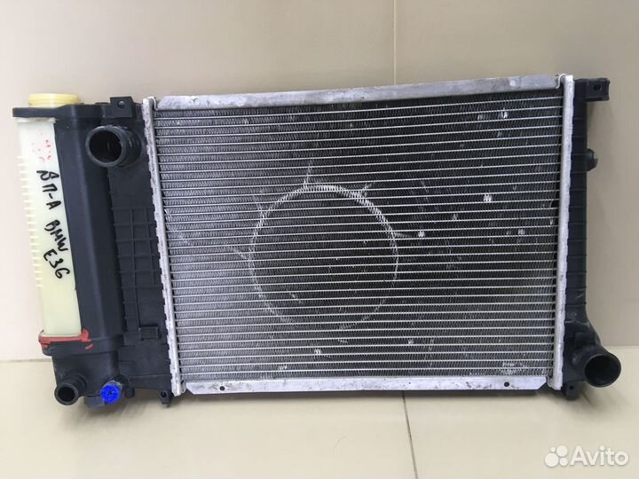 Радиатор охлаждения BMW 3 E36