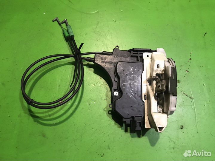 Замок передней левой двери Citroen C-Crosser