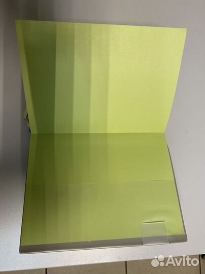 Ежедневник недатированный с карманами