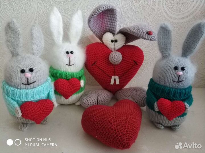Вязанные игрушки заяц. Символ 2023 года В наличии