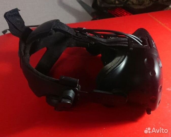 VR-комплект HTC Vive + док станция + Steam-аккаунт