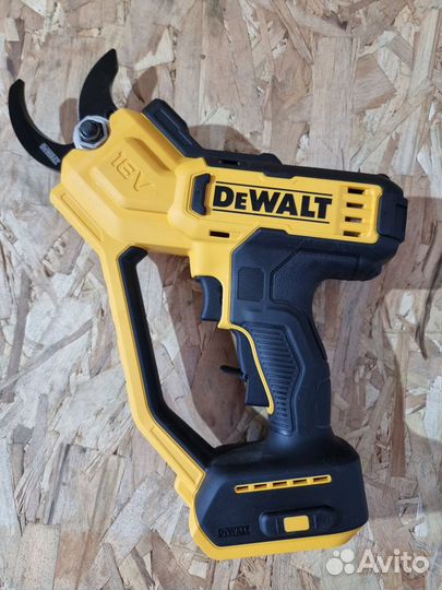 Садовые ножницы dewalt dcmpp568N