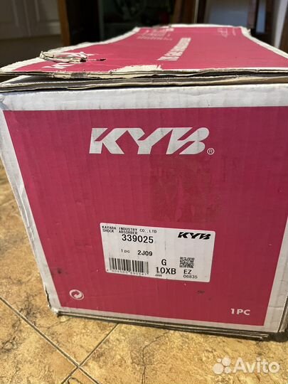Амортизатор автомобильный кyb