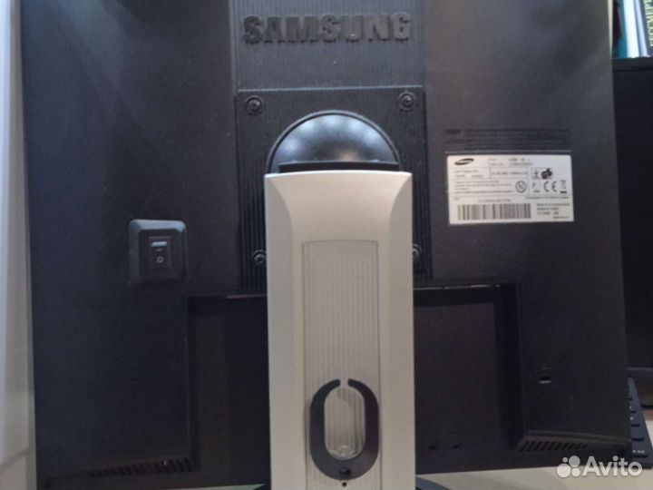 Монитор Samsung color display unit