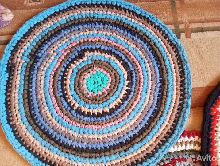 Коврик ручной работы