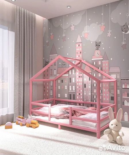 Кровать домик