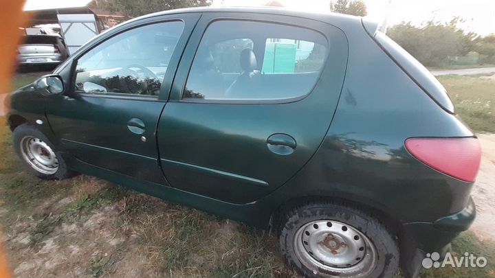 Peugeot 206 1.4 МТ, 2000, 107 300 км