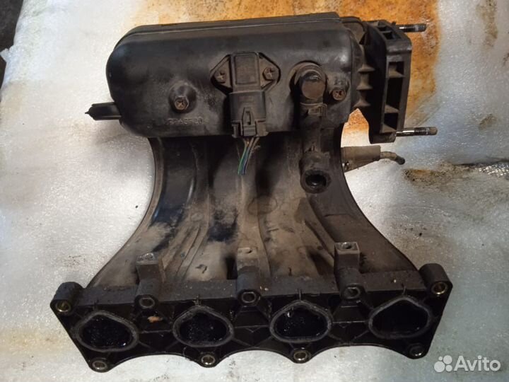 Впускной коллектор hyundai elantra xd 1.6