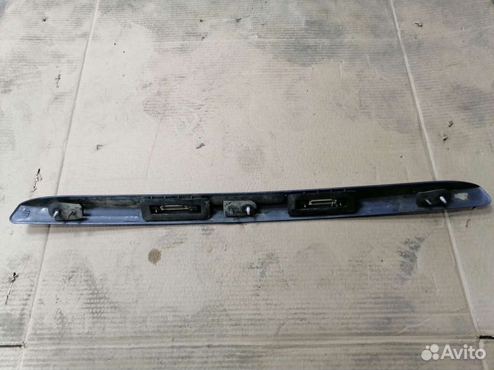 Накладка крышки багажника Ford Fusion