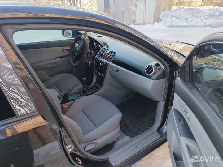Mazda 3 1.6 МТ, 2007, 332 000 км