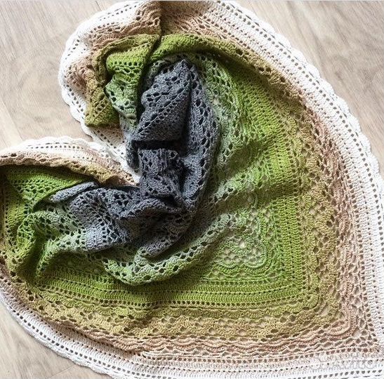 Бактусы крючком, ручная работа