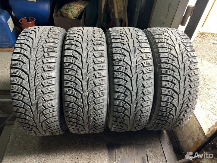 Nokian Tyres Hakkapeliitta 5 215/55 R17