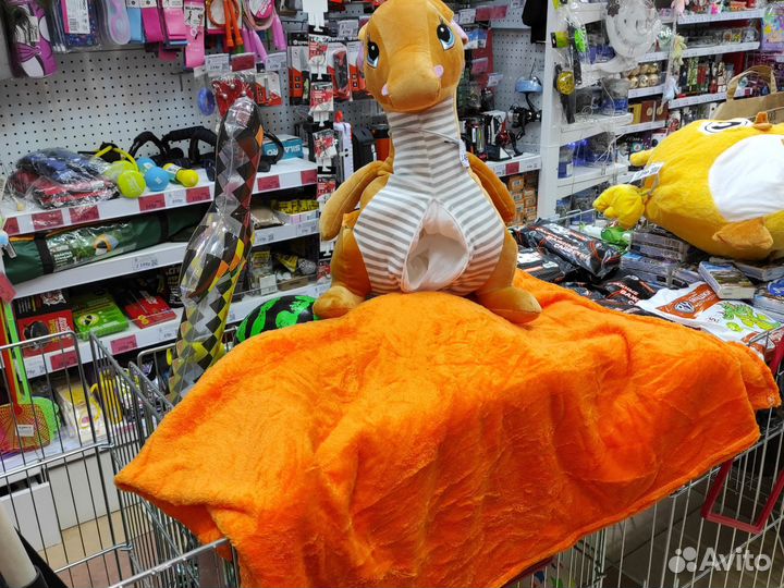 Мягкая игрушка с пледом