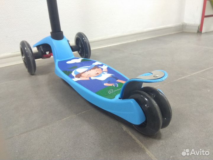 Детский самокат Maxi print Scooter,голубой