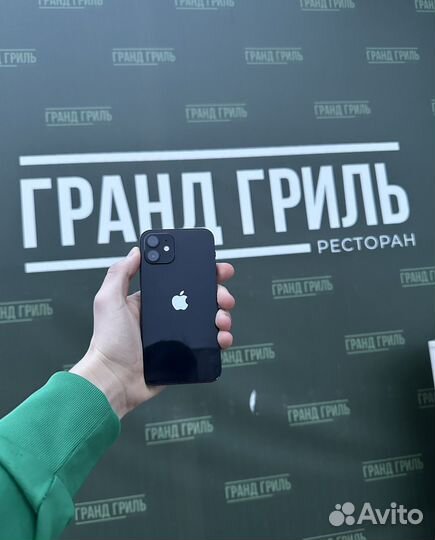 iPhone 12, 64 ГБ