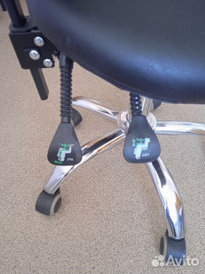 Стул седло со спинкой