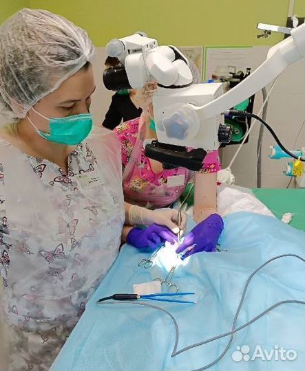 Операционный микроскоп zumax OMS 2350