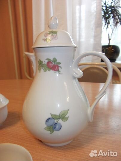 Кофейный фарфоровый сервиз 