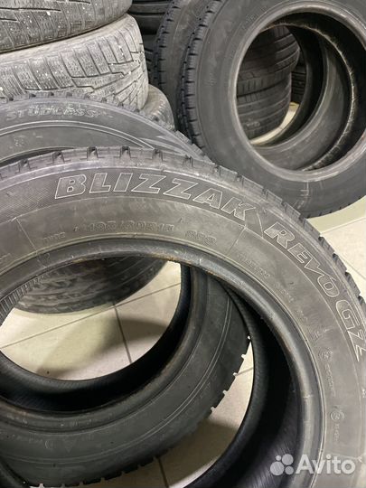 Bridgestone Blizzak Revo GZ 195/60 R15