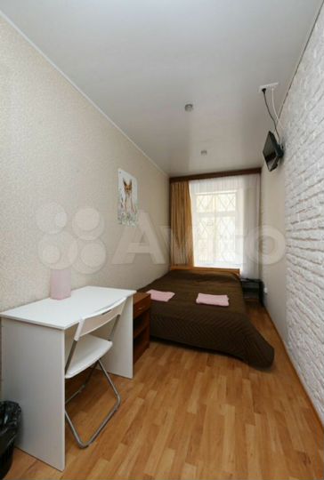 Комната 10 м², 1/6 эт.