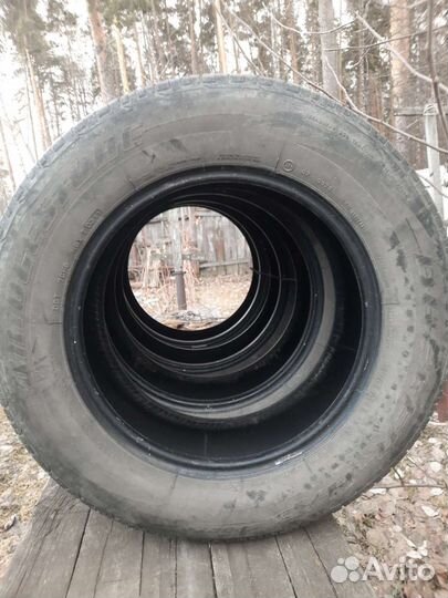 Bridgestone Dueler H/P Sport 215/65 R16 98H