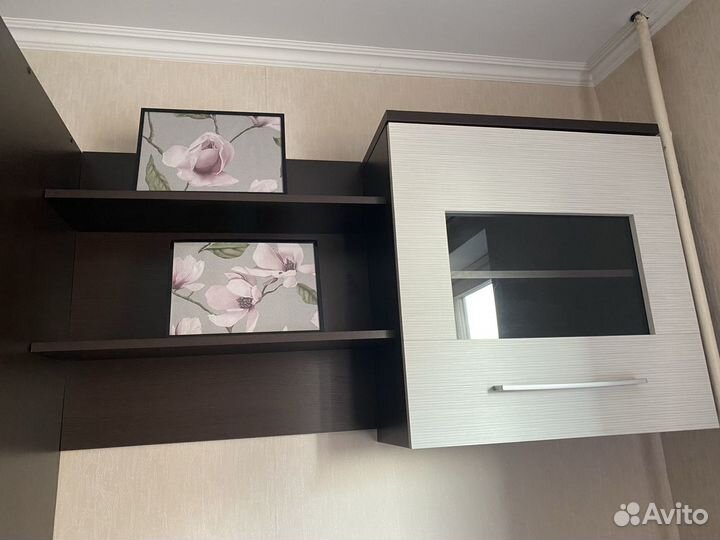 Полки в гостиную