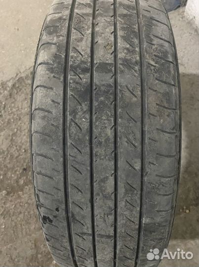 Yokohama 104ZR 225/60 R18