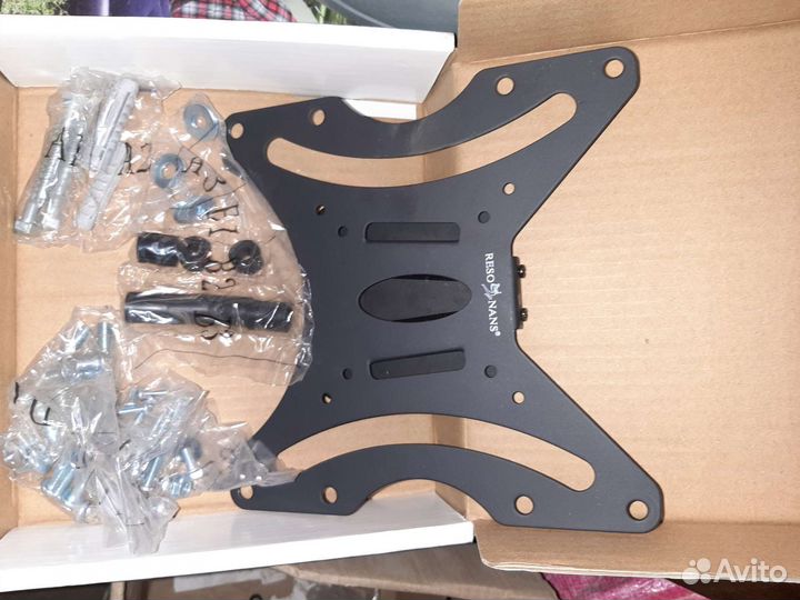 Кронштейн для телевизора на стену