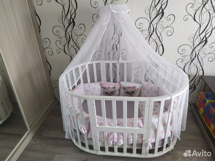 Кровать с балдахином