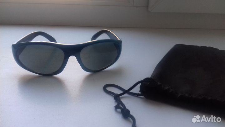 Продаю детские солнцезащитные очки