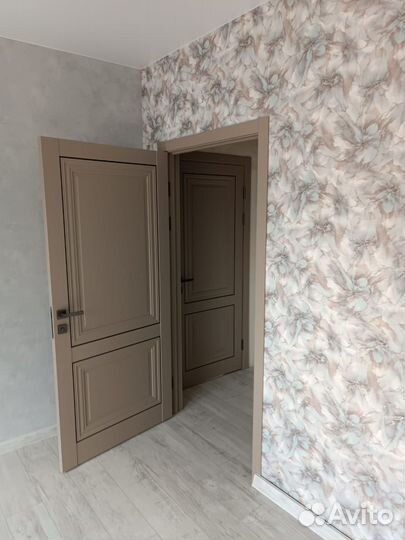 Двери под эмаль серого цвета в наличии