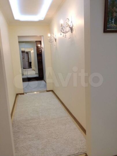 3-к. квартира, 107 м², 3/9 эт.