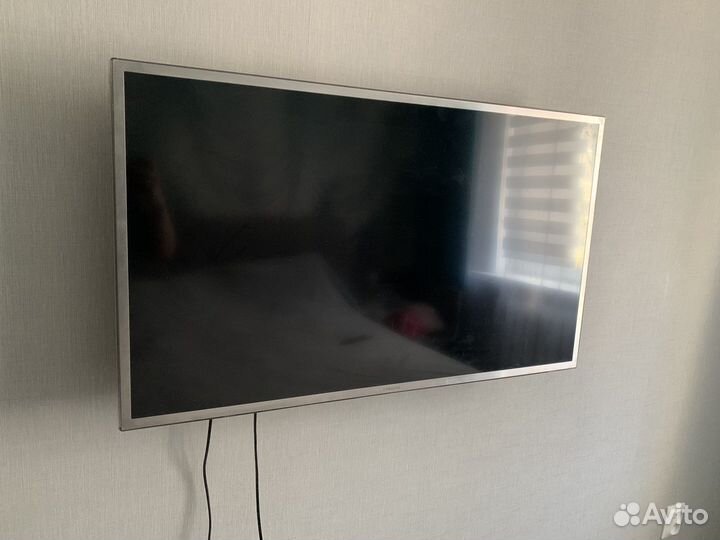 Телевизор samsung SMART tv