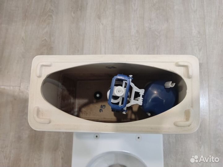 Унитаз с бачком бу
