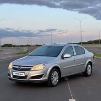 Opel Astra 1.6 MT, 2013, 171 080 км, с пробегом, цена 770 000 руб.