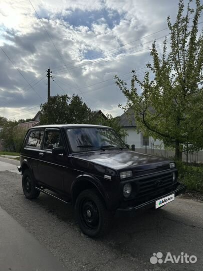 LADA 4x4 (Нива) 1.7 МТ, 2002, 180 000 км
