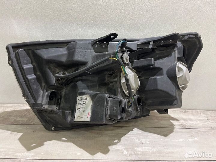 Фара правая LADA) Vesta I 2015-2023