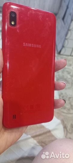 Samsung Galaxy A10, 2/32 ГБ