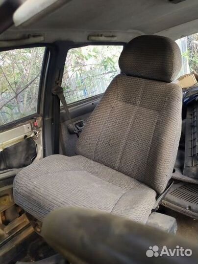 Переднее сиденье ваз 2110 - 2111